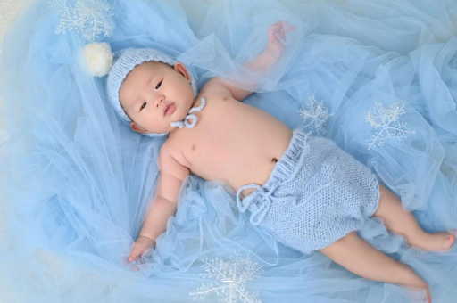 神木未满月宝宝上火的症状 神木未满月宝宝上火的症状